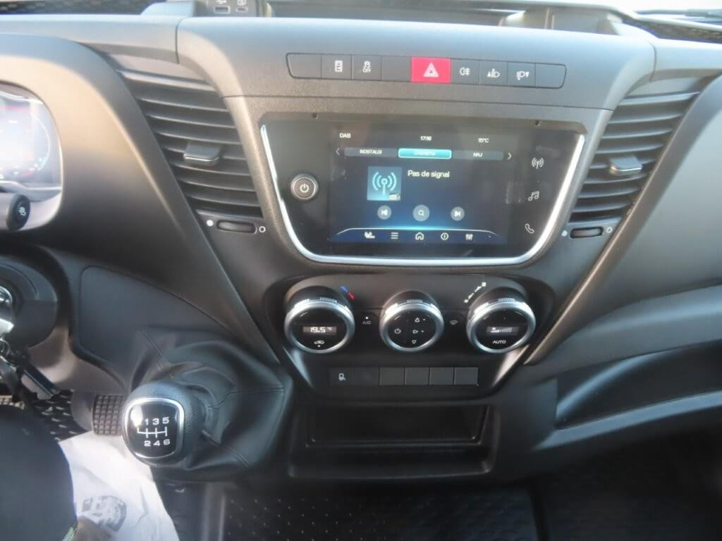 IVECO DAILY 35C16 3000 cc KM 0 - Dodávka skriňová nadstavba: obrázok 3 IVECO DAILY 35C16 3000 cc KM 0 - Dodávka skriňová nadstavba: obrázok 3