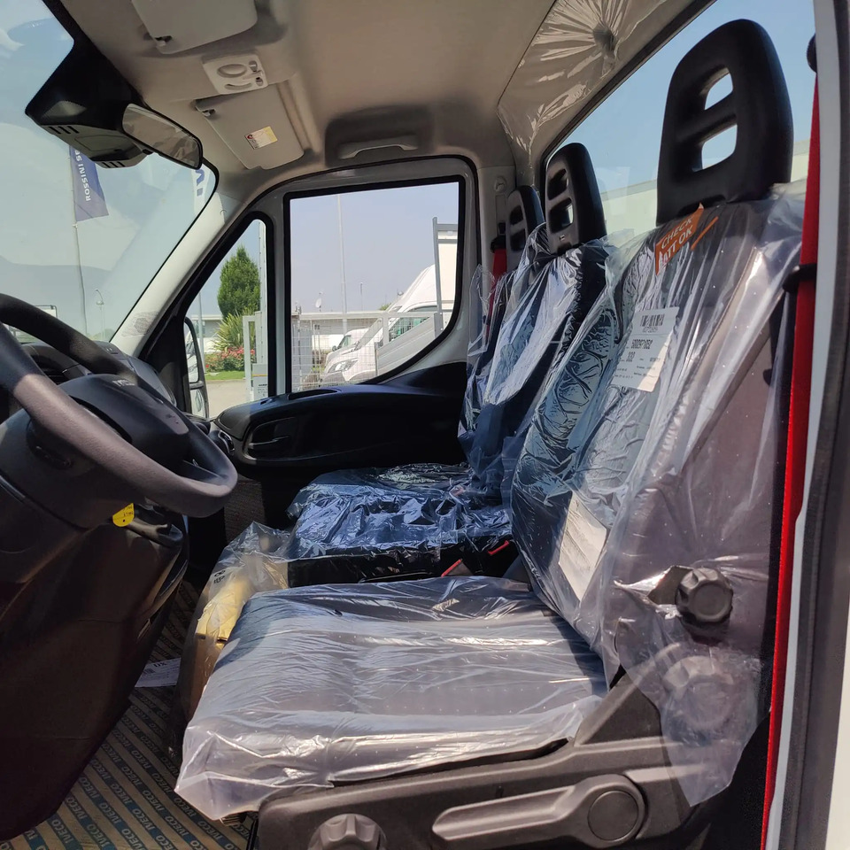 IVECO DAILY 35C16 MOD. 2025 RIBALTABILE TRILATERALE - Dodávka sklápač: obrázok 2 IVECO DAILY 35C16 MOD. 2025 RIBALTABILE TRILATERALE - Dodávka sklápač: obrázok 2
