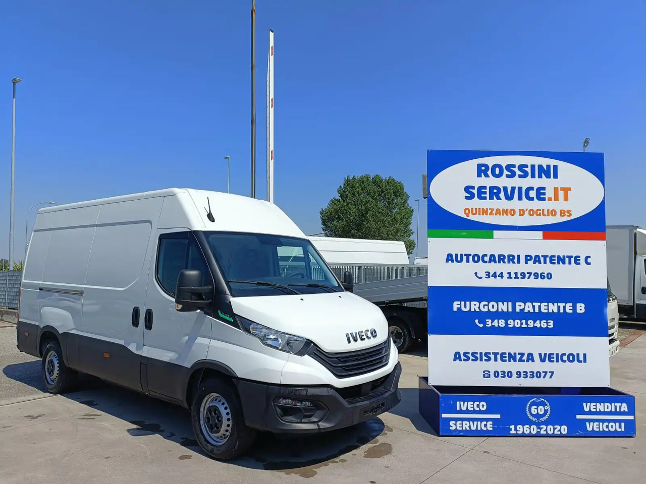 IVECO DAILY 35S14 L2H2 CNG METANO KM 0 - Furgon: obrázok 1 IVECO DAILY 35S14 L2H2 CNG METANO KM 0 - Furgon: obrázok 1