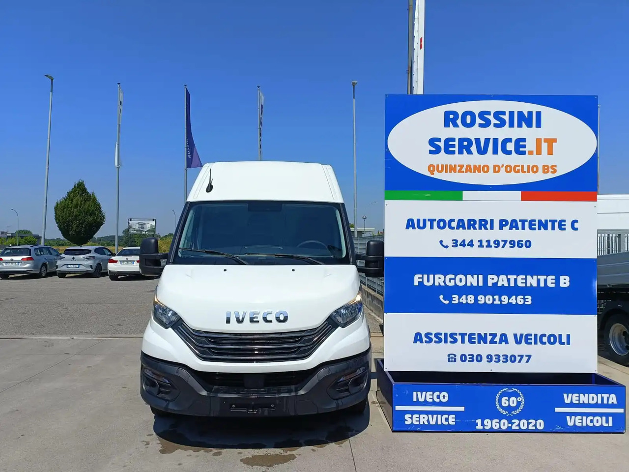 IVECO DAILY 35S14 L2H2 CNG METANO KM 0 - Furgon: obrázok 2 IVECO DAILY 35S14 L2H2 CNG METANO KM 0 - Furgon: obrázok 2