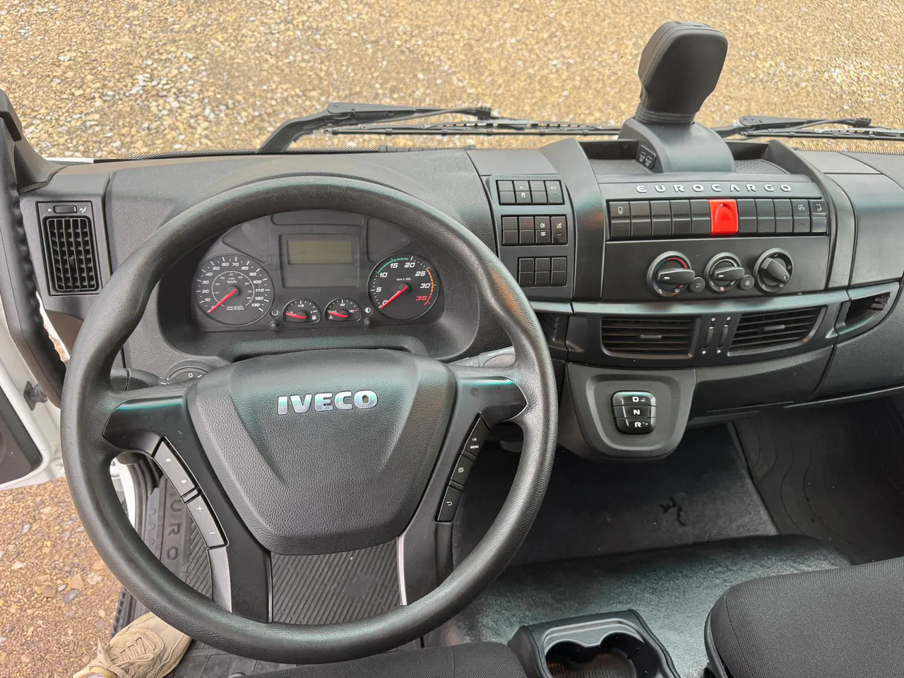 IVECO EUROCARGO 75E19P - Podvozek s kabinou: obrázok 3 IVECO EUROCARGO 75E19P - Podvozek s kabinou: obrázok 3