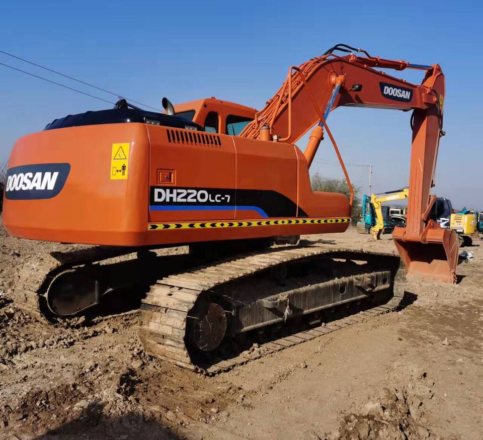 Doosan DH220LC-7 - Pásové rýpadlo: obrázok 4 Doosan DH220LC-7 - Pásové rýpadlo: obrázok 4