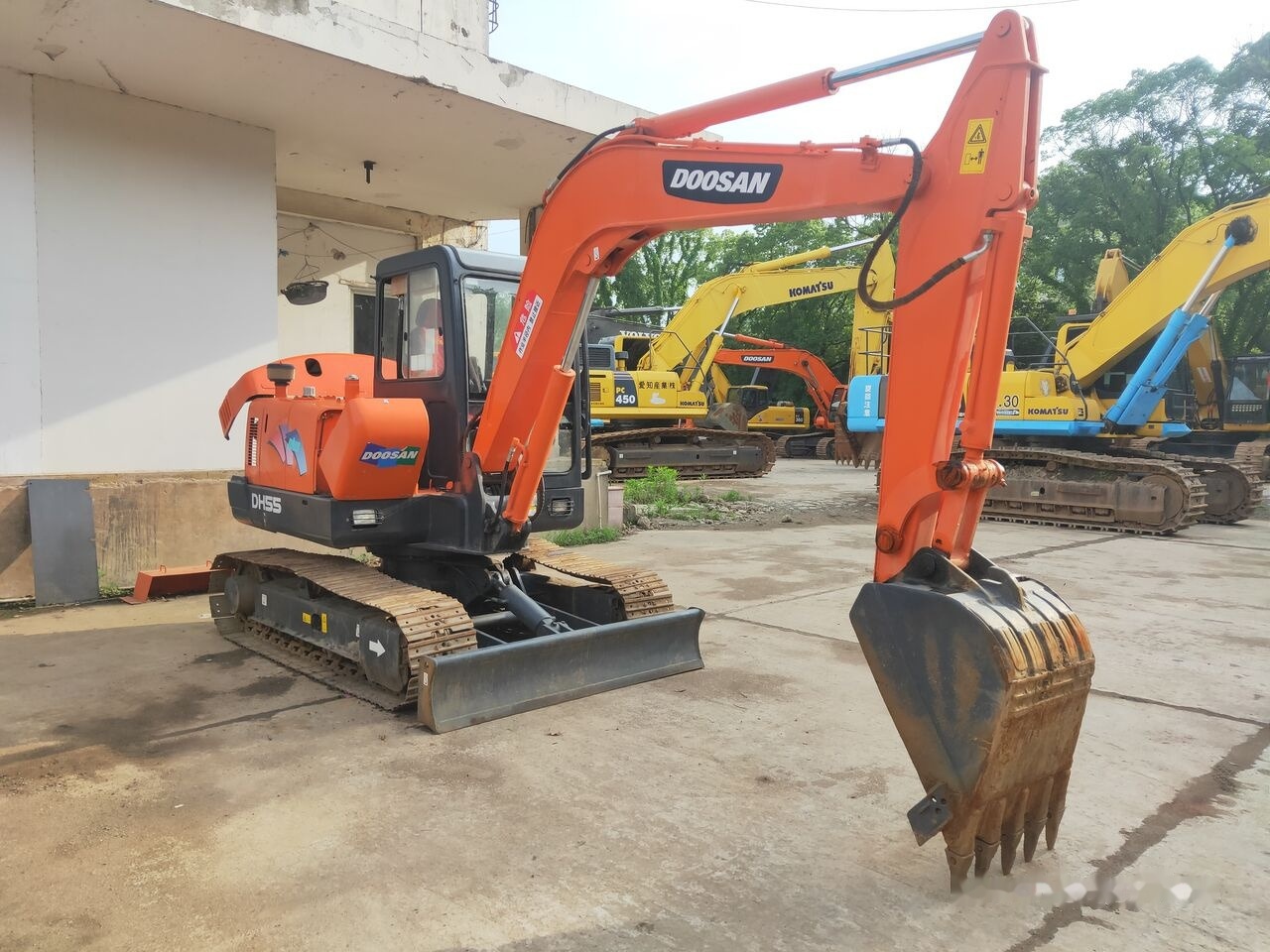 Doosan DH55 - Mini rýpadlo: obrázok 4 Doosan DH55 - Mini rýpadlo: obrázok 4