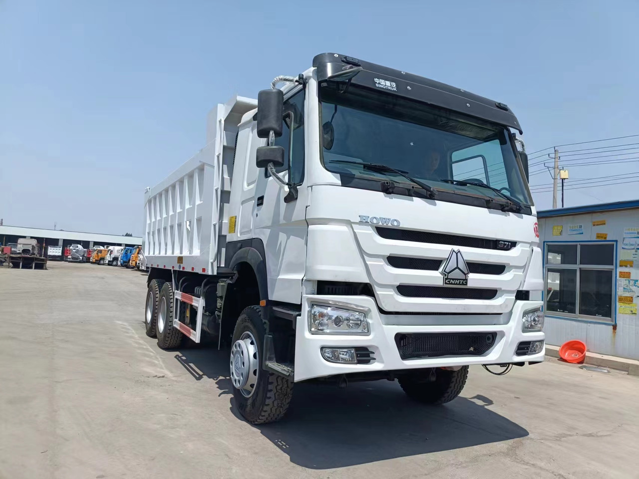 HOWO 371 6X4 - Sklápač: obrázok 1 HOWO 371 6X4 - Sklápač: obrázok 1
