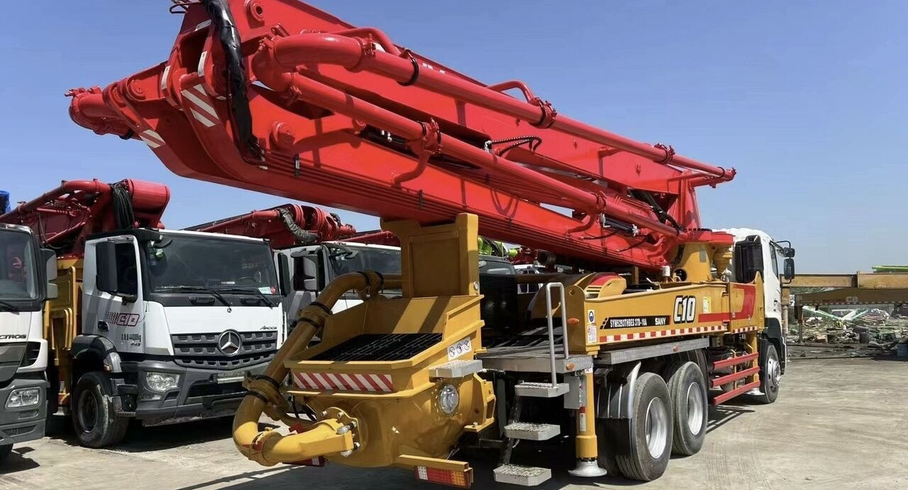 Hino Sany on chassis - Autočerpadlo: obrázok 3 Hino Sany on chassis - Autočerpadlo: obrázok 3