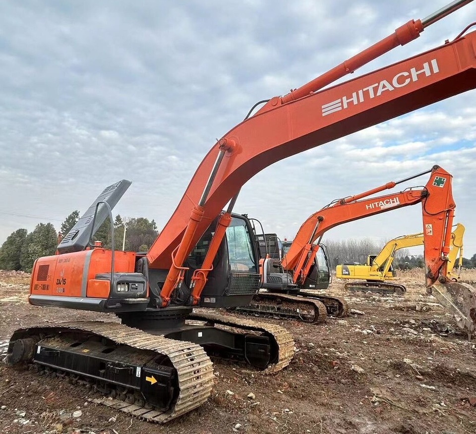 Hitachi ZX240 - Pásové rýpadlo: obrázok 4 Hitachi ZX240 - Pásové rýpadlo: obrázok 4