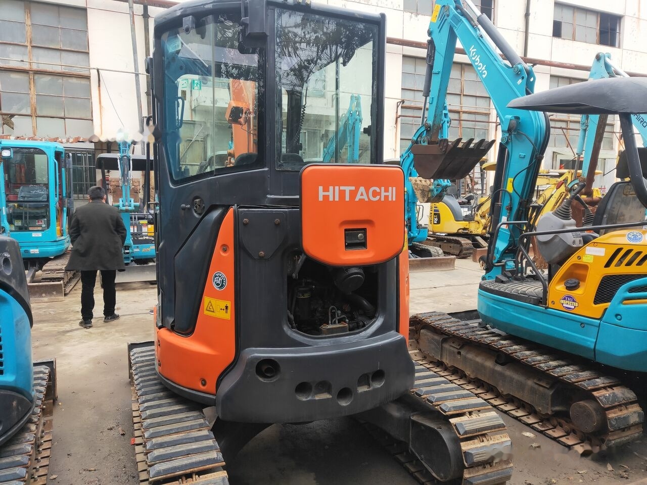 Mini rýpadlo Hitachi ZX35: obrázok 6