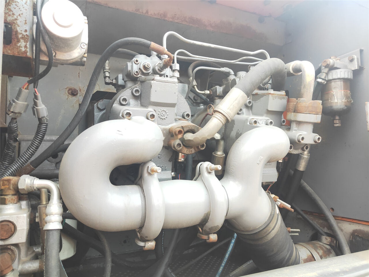 Hitachi ZX350H-3G - Pásové rýpadlo: obrázok 4 Hitachi ZX350H-3G - Pásové rýpadlo: obrázok 4