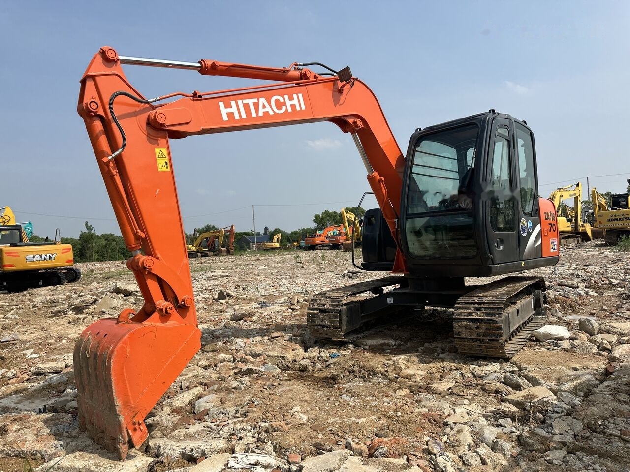 Hitachi ZX70 - Mini rýpadlo: obrázok 1 Hitachi ZX70 - Mini rýpadlo: obrázok 1