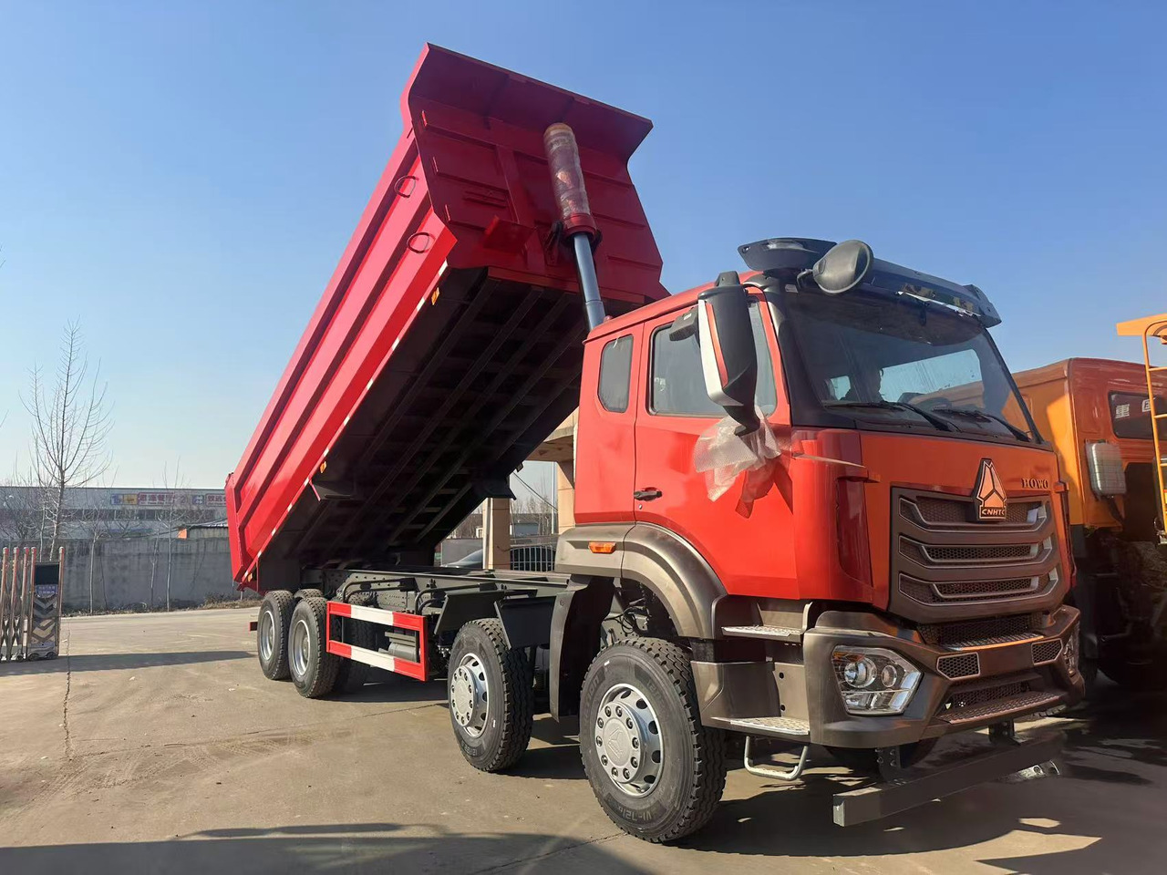 Howo HAOHAN DUMP TRUCK 8X4 - Sklápač: obrázok 2 Howo HAOHAN DUMP TRUCK 8X4 - Sklápač: obrázok 2