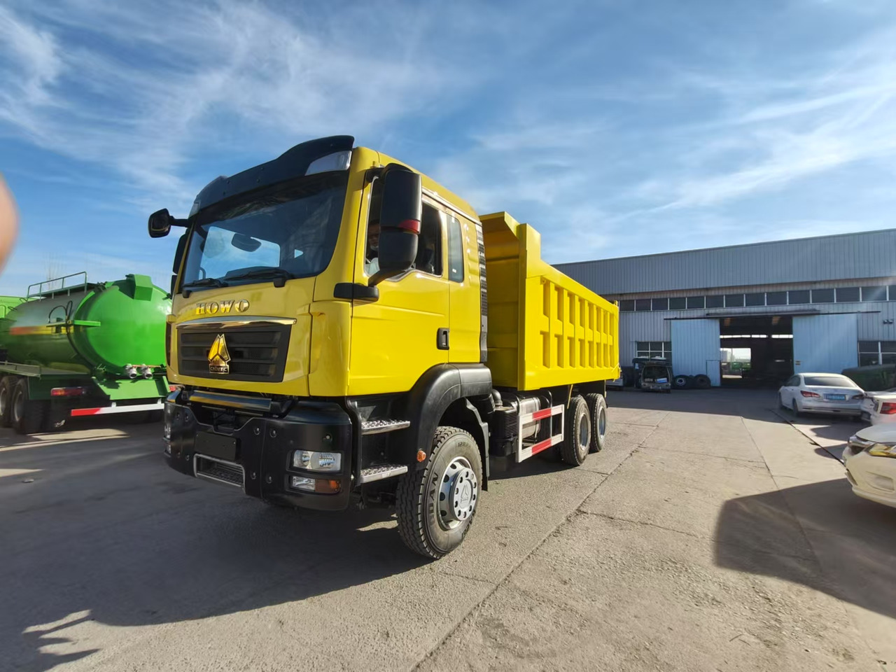 Howo HOWO TX 6X4 Dump Truck - Sklápač: obrázok 1 Howo HOWO TX 6X4 Dump Truck - Sklápač: obrázok 1