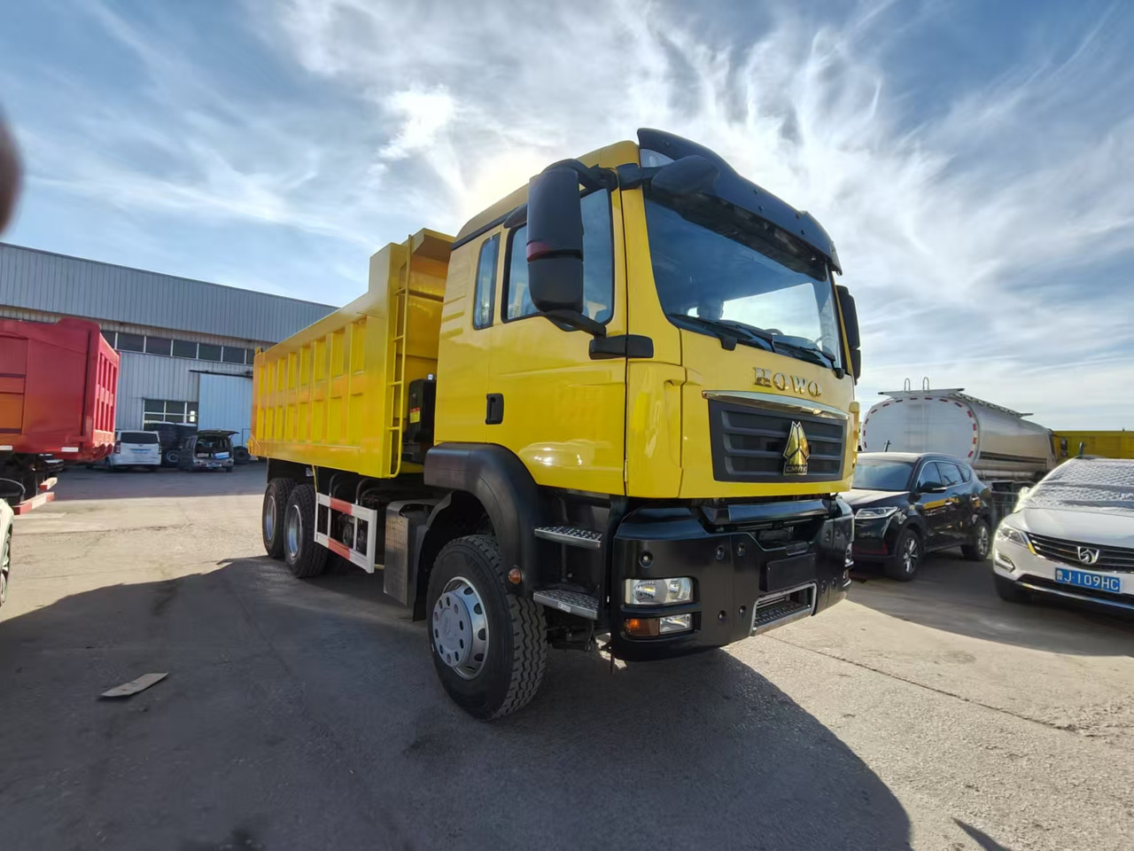 Howo HOWO TX 6X4 Dump Truck - Sklápač: obrázok 2 Howo HOWO TX 6X4 Dump Truck - Sklápač: obrázok 2