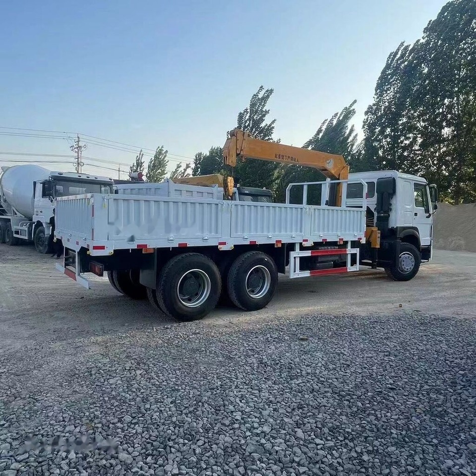 Howo crane 371 6tons - Sklápač, Auto s hydraulickou rukou: obrázok 1 Howo crane 371 6tons - Sklápač, Auto s hydraulickou rukou: obrázok 1