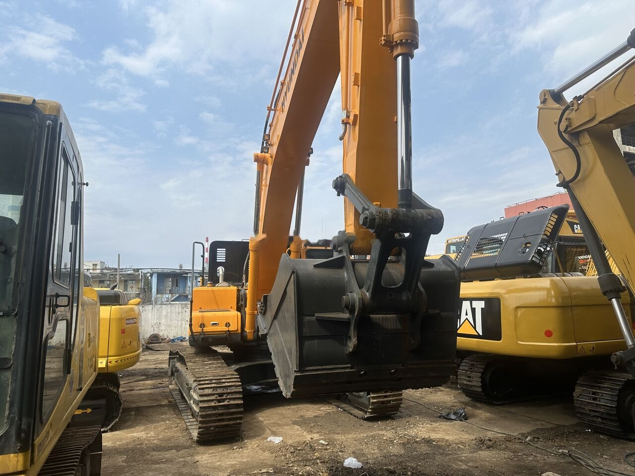 Hyundai R330LC-9S - Pásové rýpadlo: obrázok 5 Hyundai R330LC-9S - Pásové rýpadlo: obrázok 5