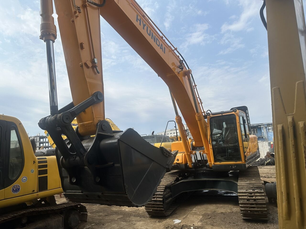 Hyundai R330LC-9S - Pásové rýpadlo: obrázok 3 Hyundai R330LC-9S - Pásové rýpadlo: obrázok 3