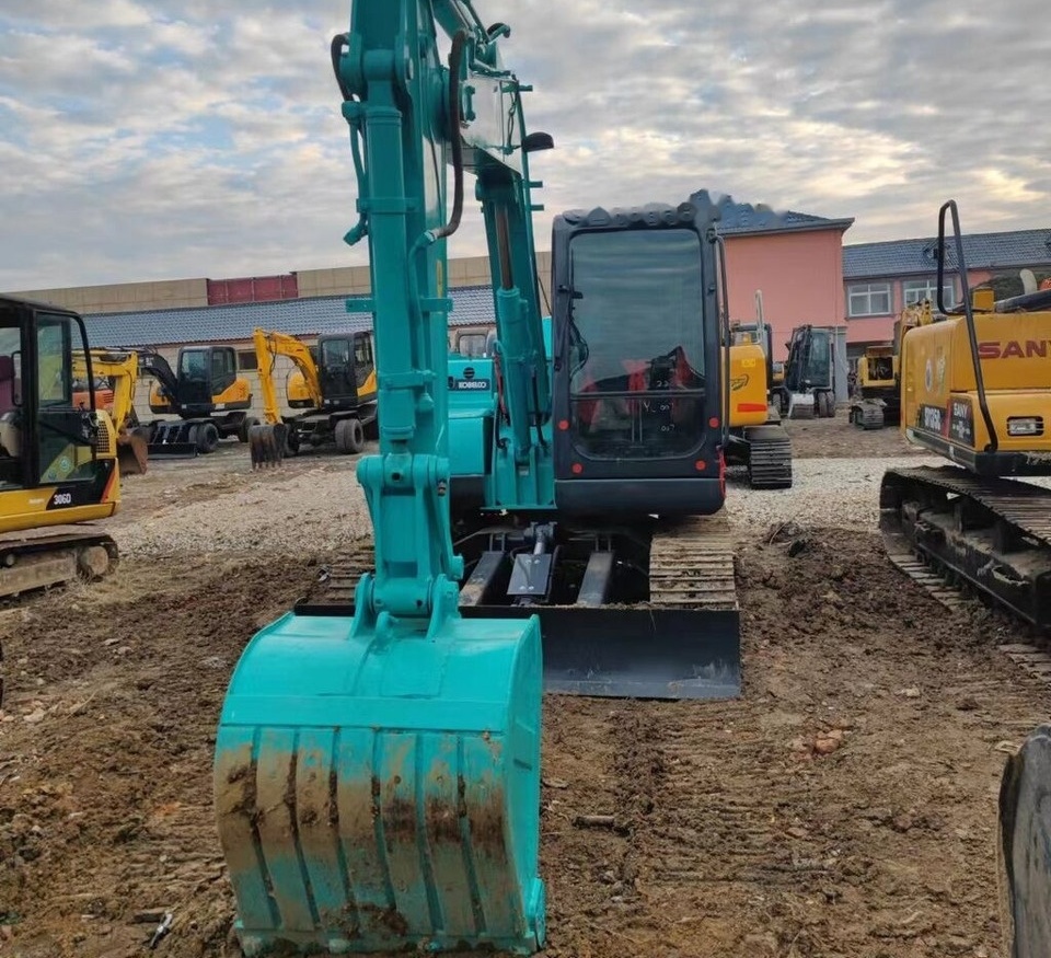 Kobelco SK75 - Mini rýpadlo: obrázok 4 Kobelco SK75 - Mini rýpadlo: obrázok 4