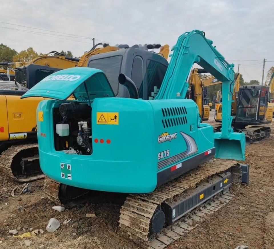 Kobelco SK75 - Mini rýpadlo: obrázok 2 Kobelco SK75 - Mini rýpadlo: obrázok 2