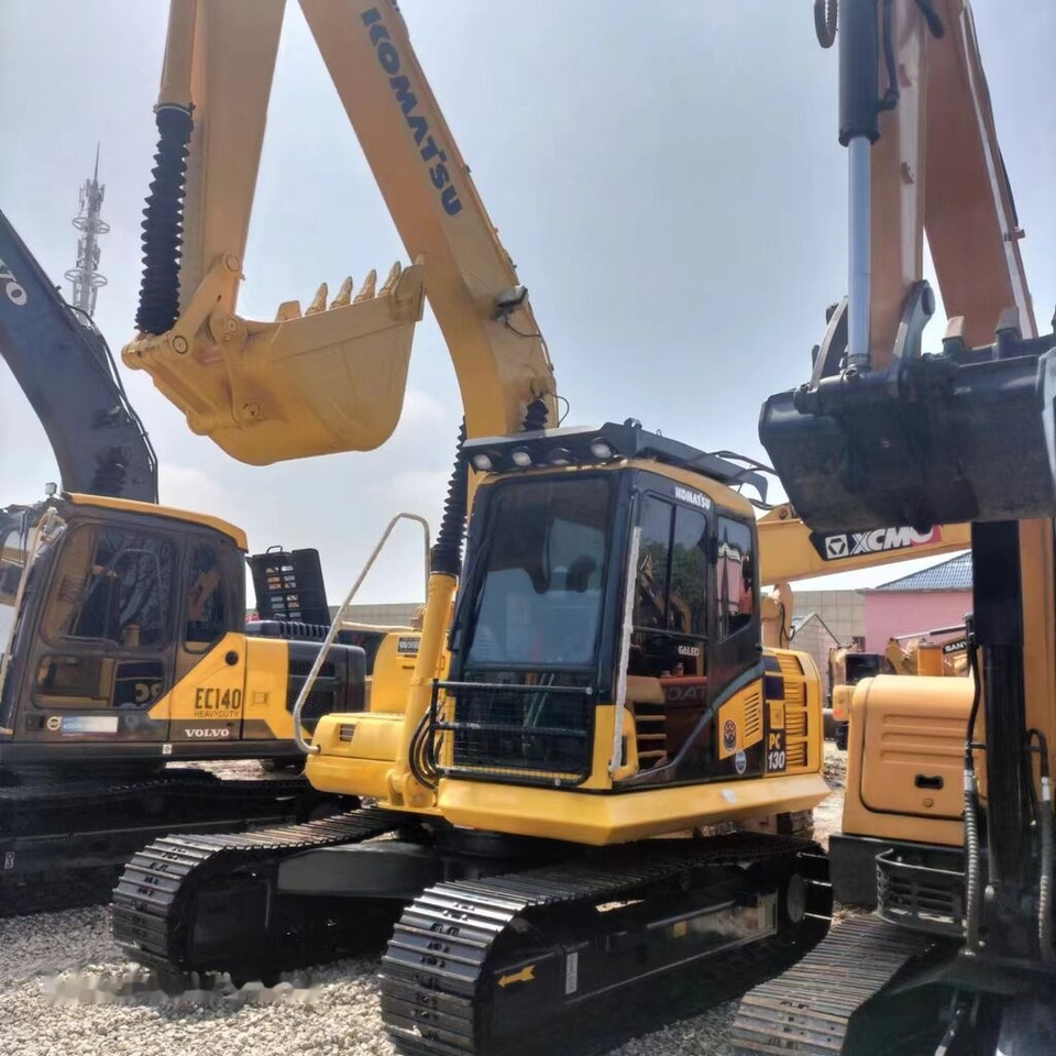 Komatsu PC130 - Pásové rýpadlo: obrázok 3 Komatsu PC130 - Pásové rýpadlo: obrázok 3