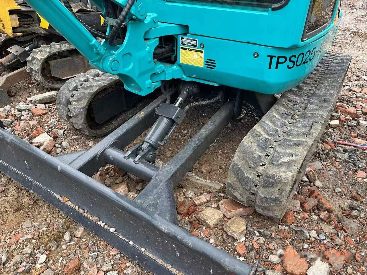 Kubota KX135 - Mini rýpadlo: obrázok 4 Kubota KX135 - Mini rýpadlo: obrázok 4