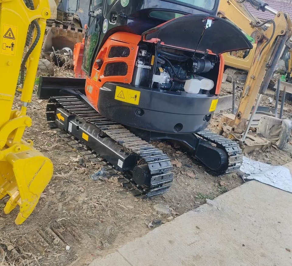 Kubota U30 - Mini rýpadlo: obrázok 2 Kubota U30 - Mini rýpadlo: obrázok 2