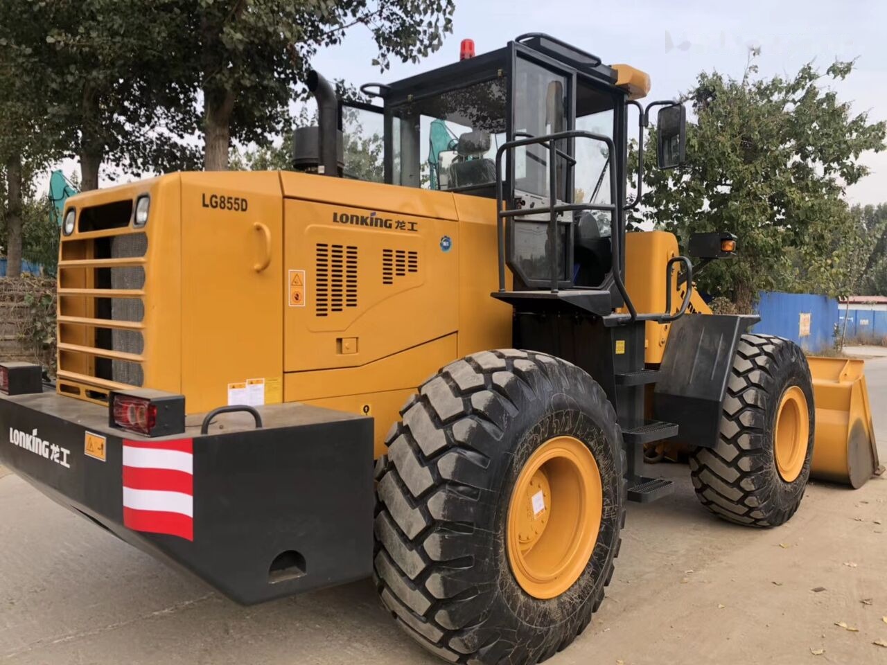 Lonking LG855 - Kolesový nakladač: obrázok 4 Lonking LG855 - Kolesový nakladač: obrázok 4