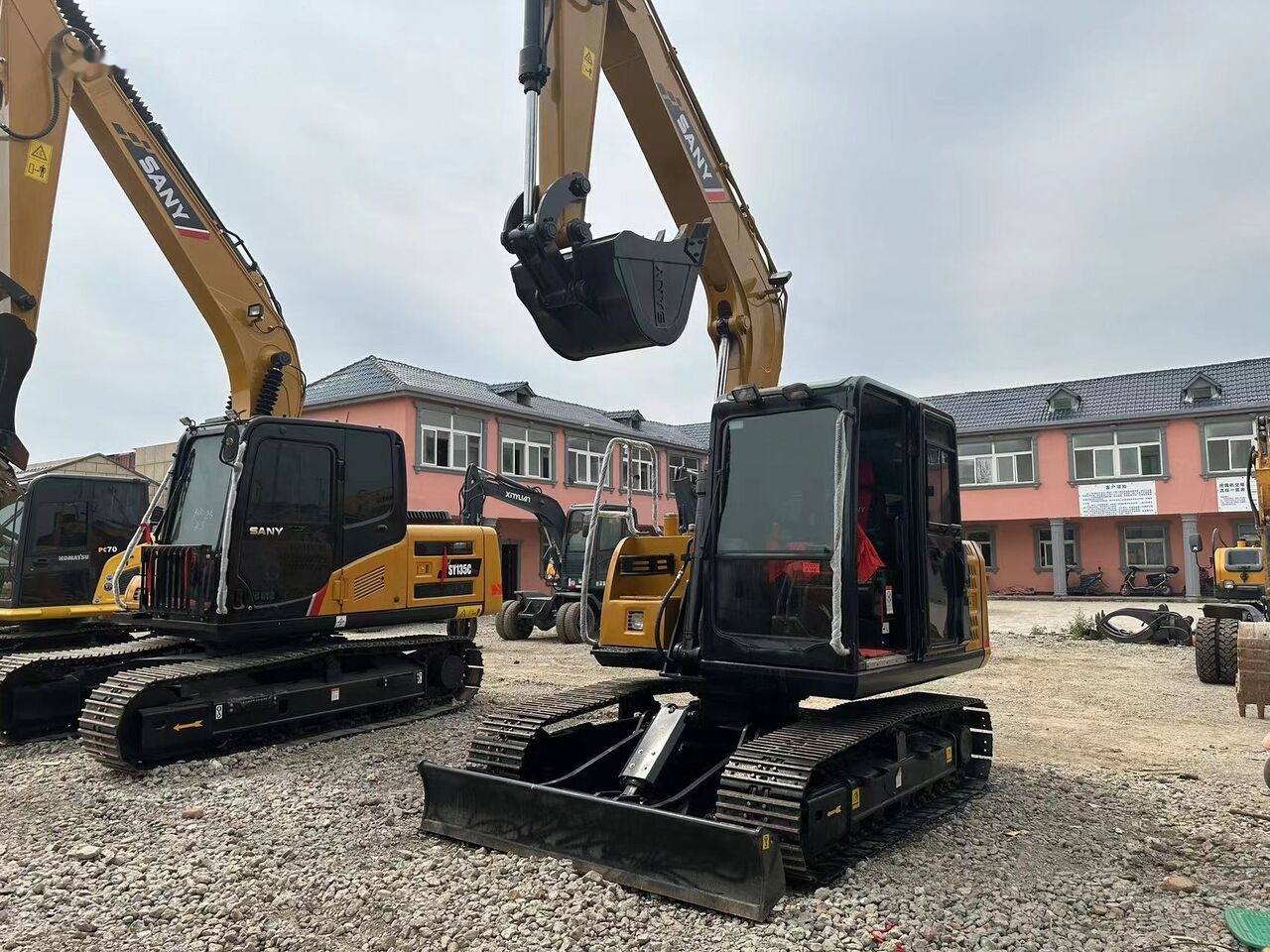 Sany SY95C - Pásové rýpadlo: obrázok 2 Sany SY95C - Pásové rýpadlo: obrázok 2