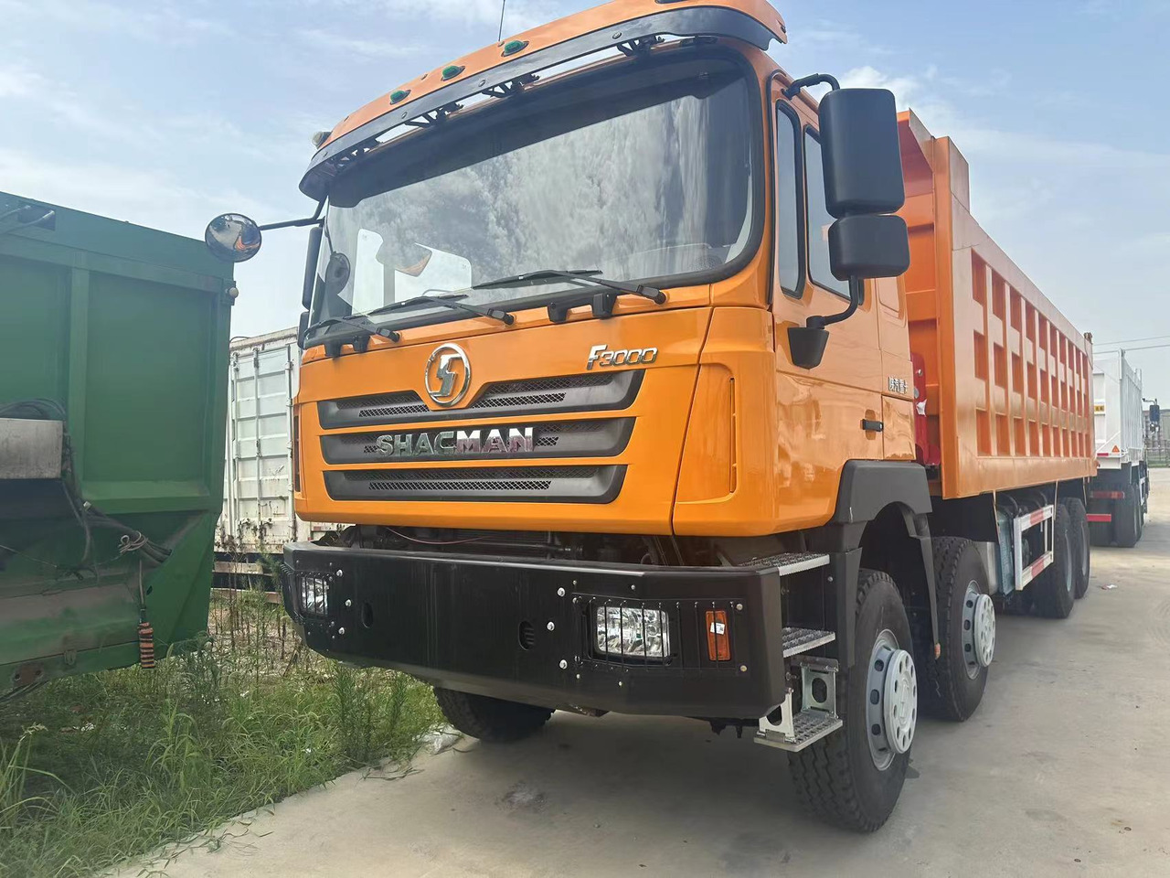 Shacman F3000 8x4 - Sklápač: obrázok 2 Shacman F3000 8x4 - Sklápač: obrázok 2
