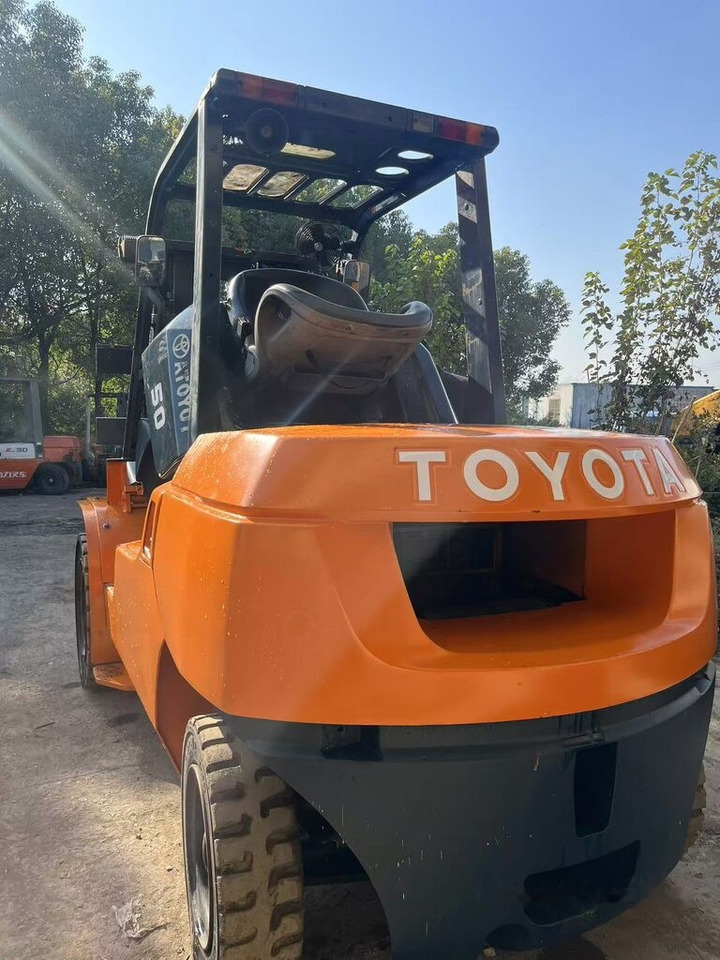 Toyota 7FD50 - Dieselový vysokozdvižný vozík: obrázok 5 Toyota 7FD50 - Dieselový vysokozdvižný vozík: obrázok 5