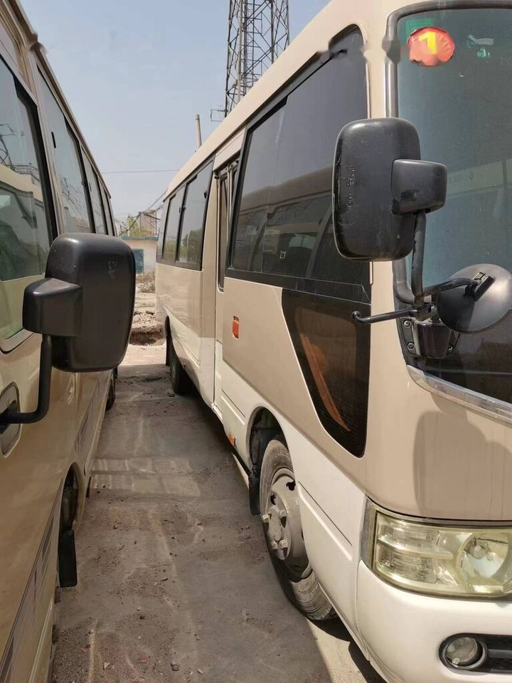 Toyota Coaster - Mestský autobus: obrázok 1 Toyota Coaster - Mestský autobus: obrázok 1