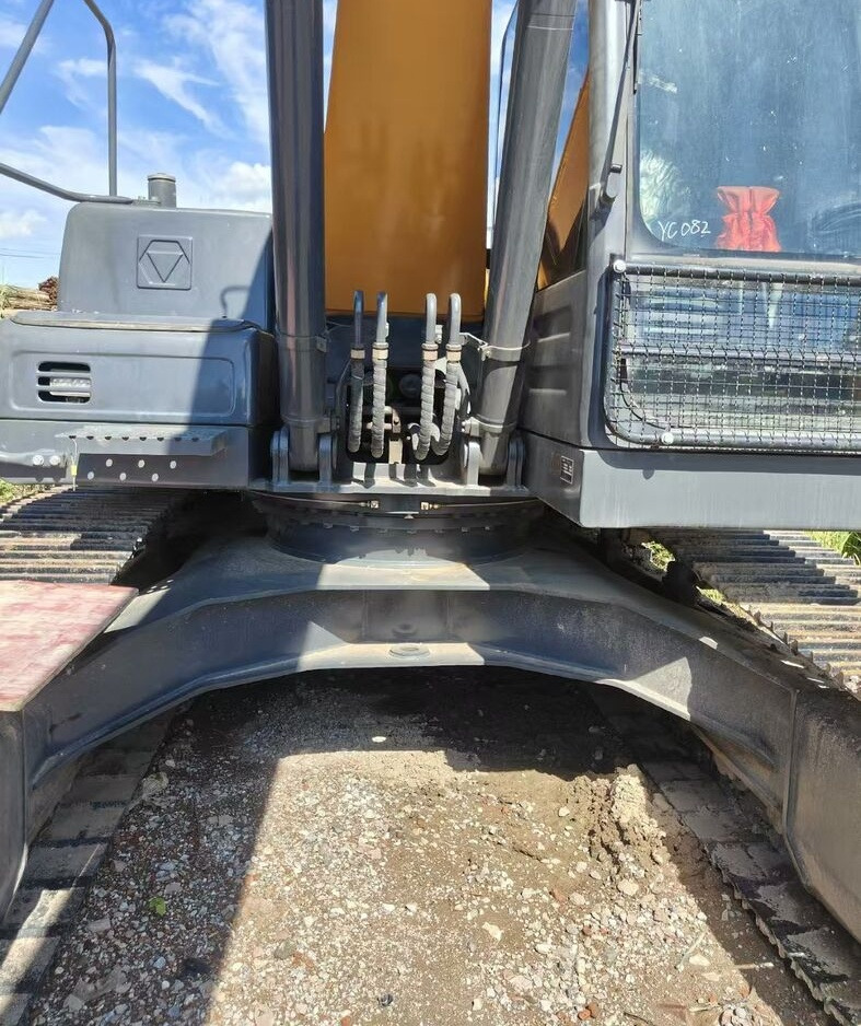XCMG XE215DA - Pásové rýpadlo: obrázok 2 XCMG XE215DA - Pásové rýpadlo: obrázok 2