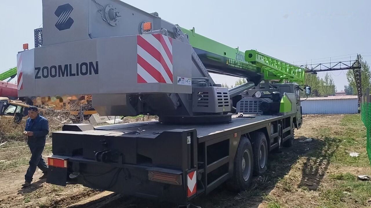 Zoomlion ZTC300V Crane - Autožeriav: obrázok 5 Zoomlion ZTC300V Crane - Autožeriav: obrázok 5