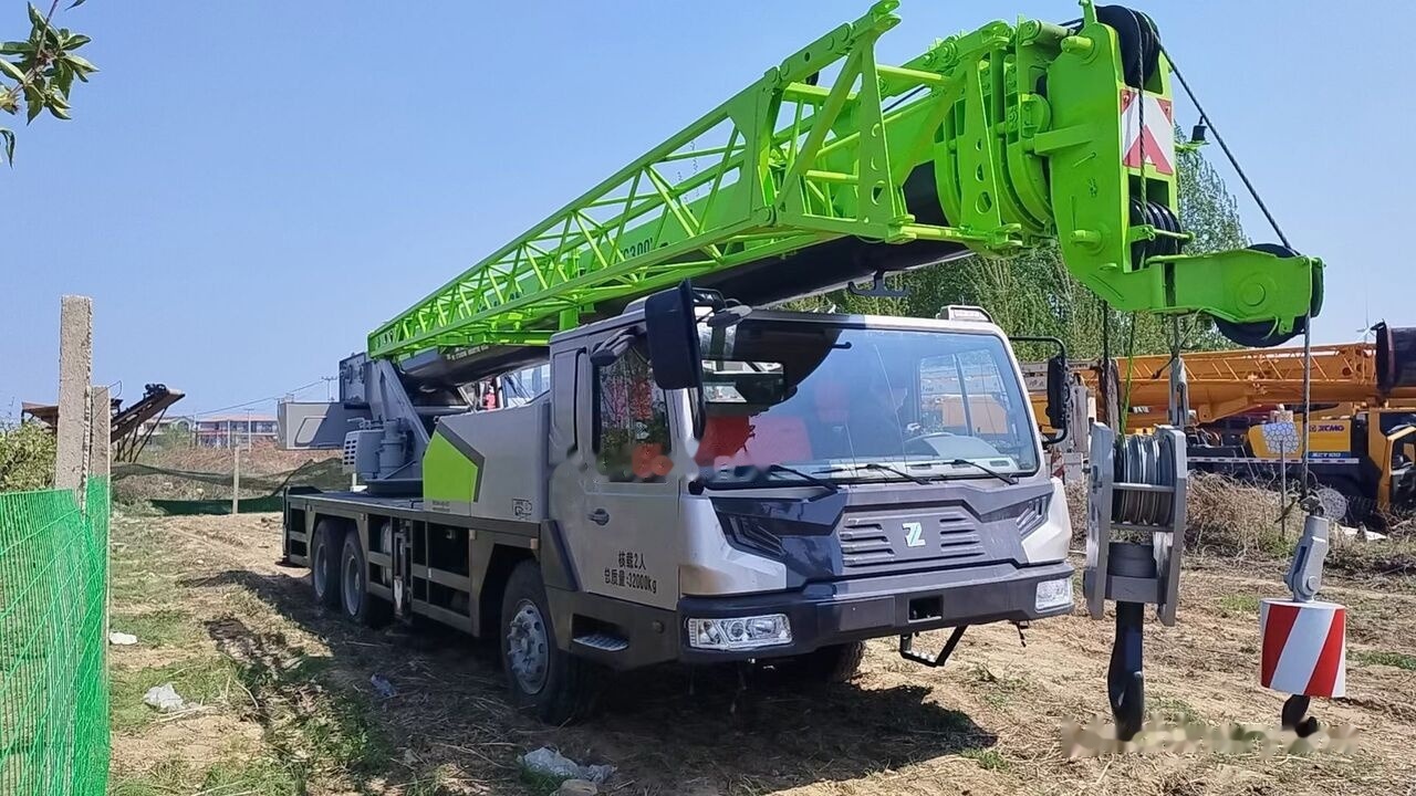 Zoomlion ZTC300V Crane - Autožeriav: obrázok 2 Zoomlion ZTC300V Crane - Autožeriav: obrázok 2