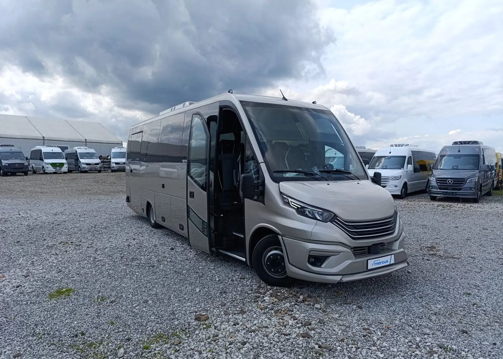 Iveco Mercus Daily 70C21 - Minibus, Mikrobus: obrázok 1 Iveco Mercus Daily 70C21 - Minibus, Mikrobus: obrázok 1