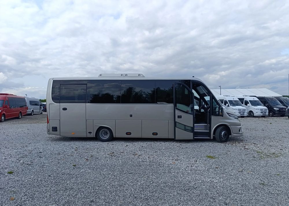 Iveco Mercus Daily 70C21 - Minibus, Mikrobus: obrázok 3 Iveco Mercus Daily 70C21 - Minibus, Mikrobus: obrázok 3