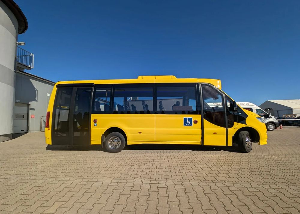 Mercedes-Benz Sprinter 517 City - Mestský autobus: obrázok 3 Mercedes-Benz Sprinter 517 City - Mestský autobus: obrázok 3