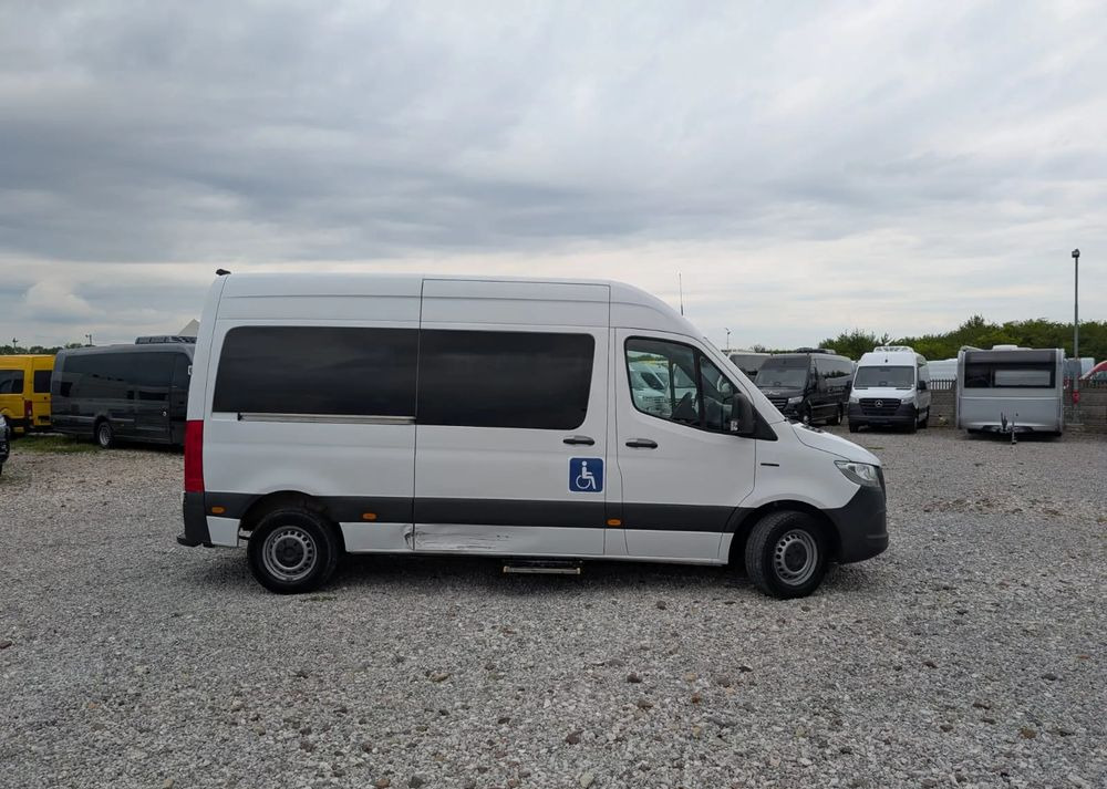 Mercedes-Benz Sprinter - Minibus, Elektrobus: obrázok 2 Mercedes-Benz Sprinter - Minibus, Elektrobus: obrázok 2