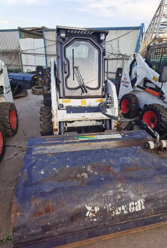 Bobcat S16 - Šmykom riadený nakladač: obrázok 4 Bobcat S16 - Šmykom riadený nakladač: obrázok 4