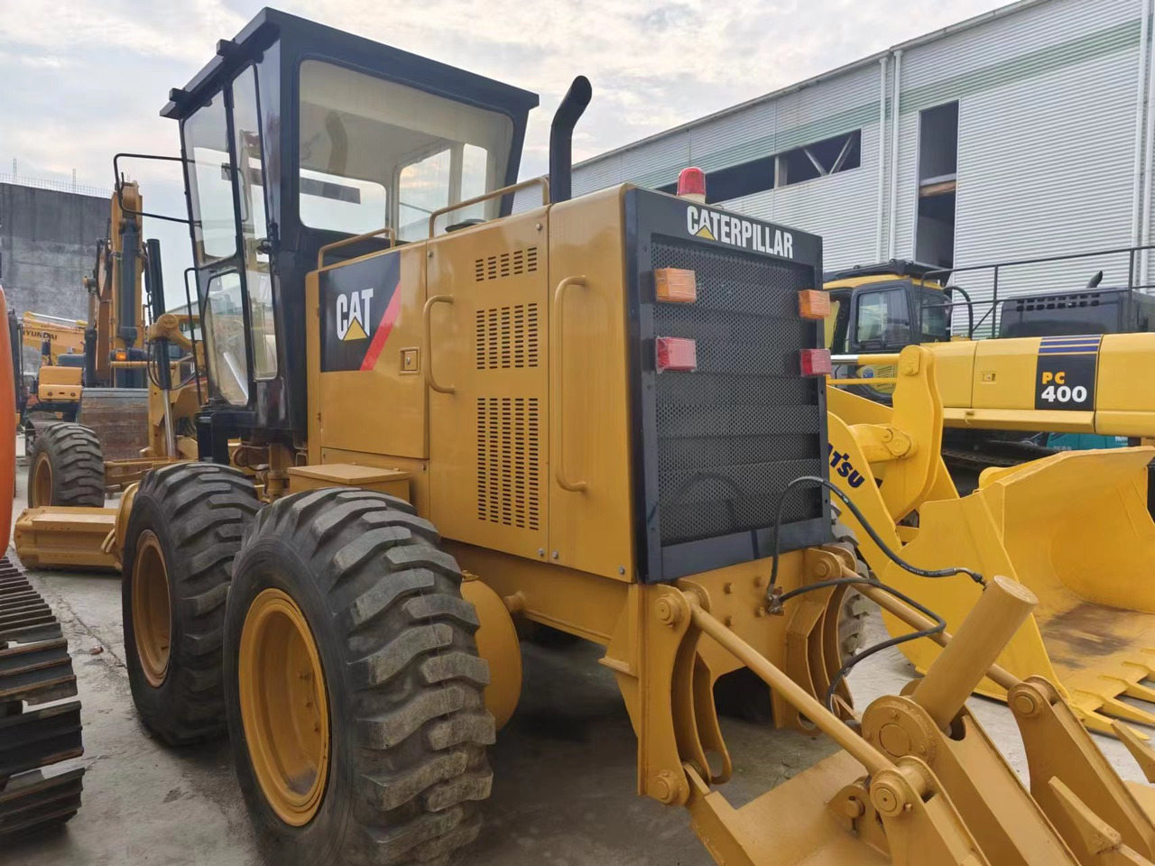 CAT 140H - Zrovnávač: obrázok 2 CAT 140H - Zrovnávač: obrázok 2