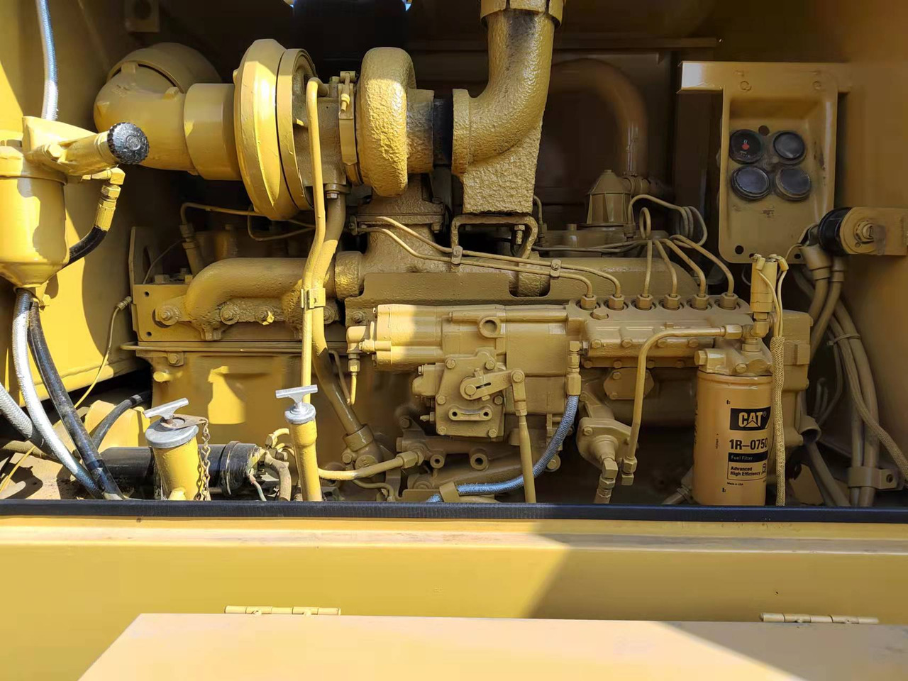 CATERPILLAR 140H - Zrovnávač: obrázok 3 CATERPILLAR 140H - Zrovnávač: obrázok 3