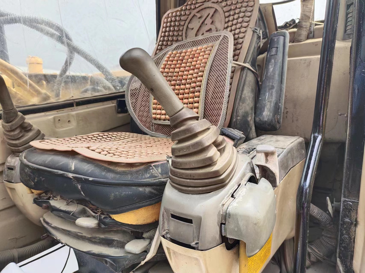 CATERPILLAR 312B - Pásové rýpadlo: obrázok 3 CATERPILLAR 312B - Pásové rýpadlo: obrázok 3