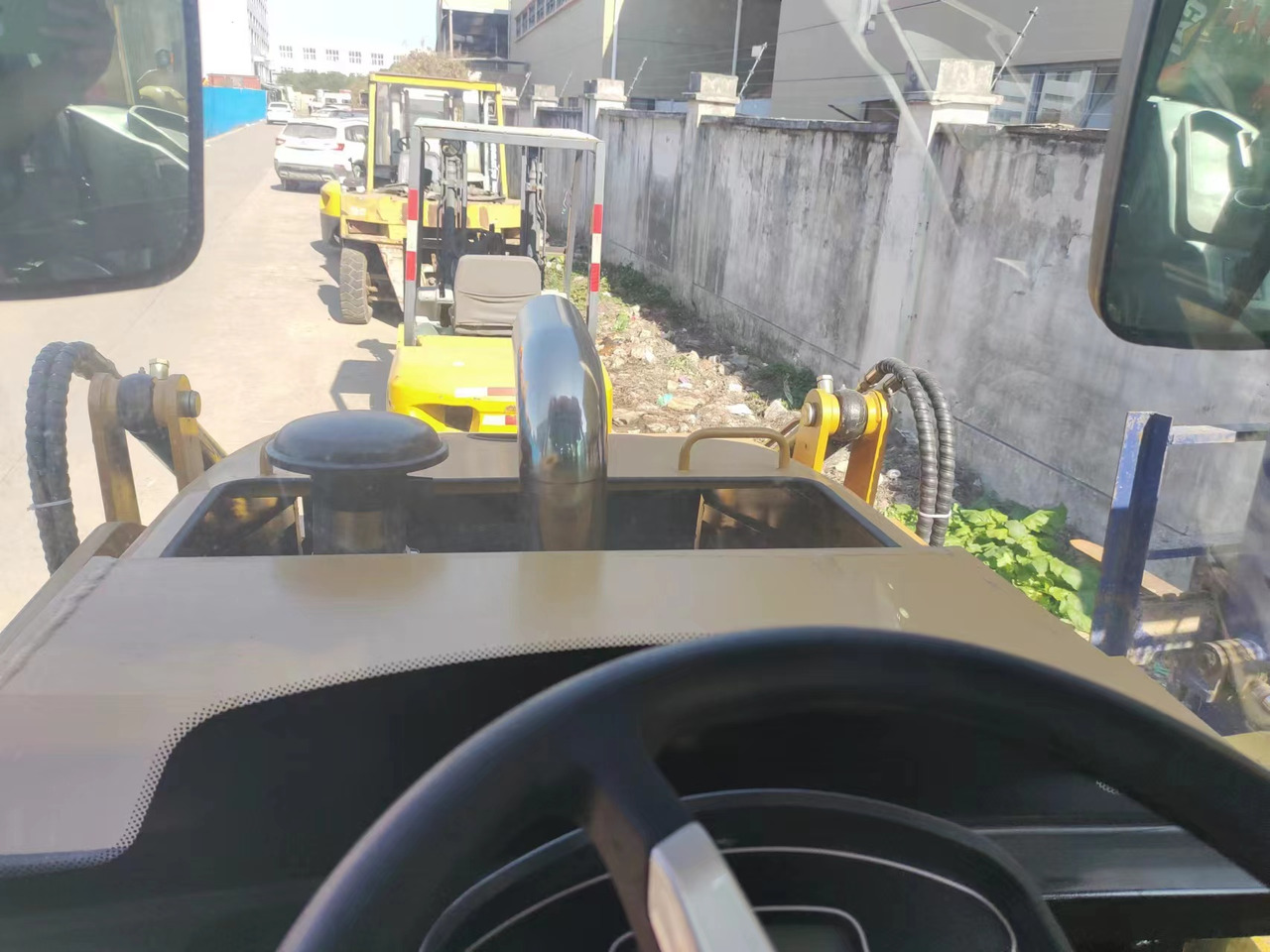 CATERPILLAR 420F - Rýpadlo-nakladač: obrázok 5 CATERPILLAR 420F - Rýpadlo-nakladač: obrázok 5