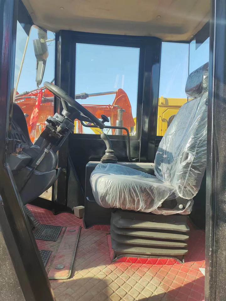 CATERPILLAR 950H - Kolesový nakladač: obrázok 3 CATERPILLAR 950H - Kolesový nakladač: obrázok 3