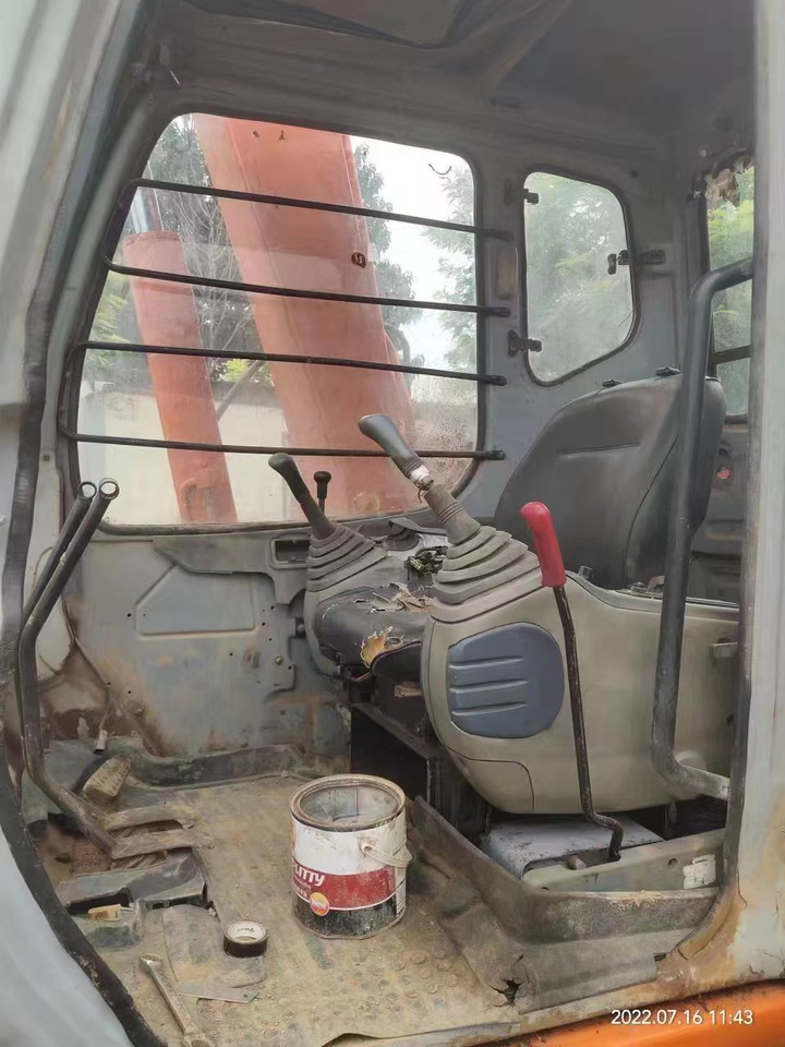 HITACHI EX60-5 - Mini rýpadlo: obrázok 4 HITACHI EX60-5 - Mini rýpadlo: obrázok 4