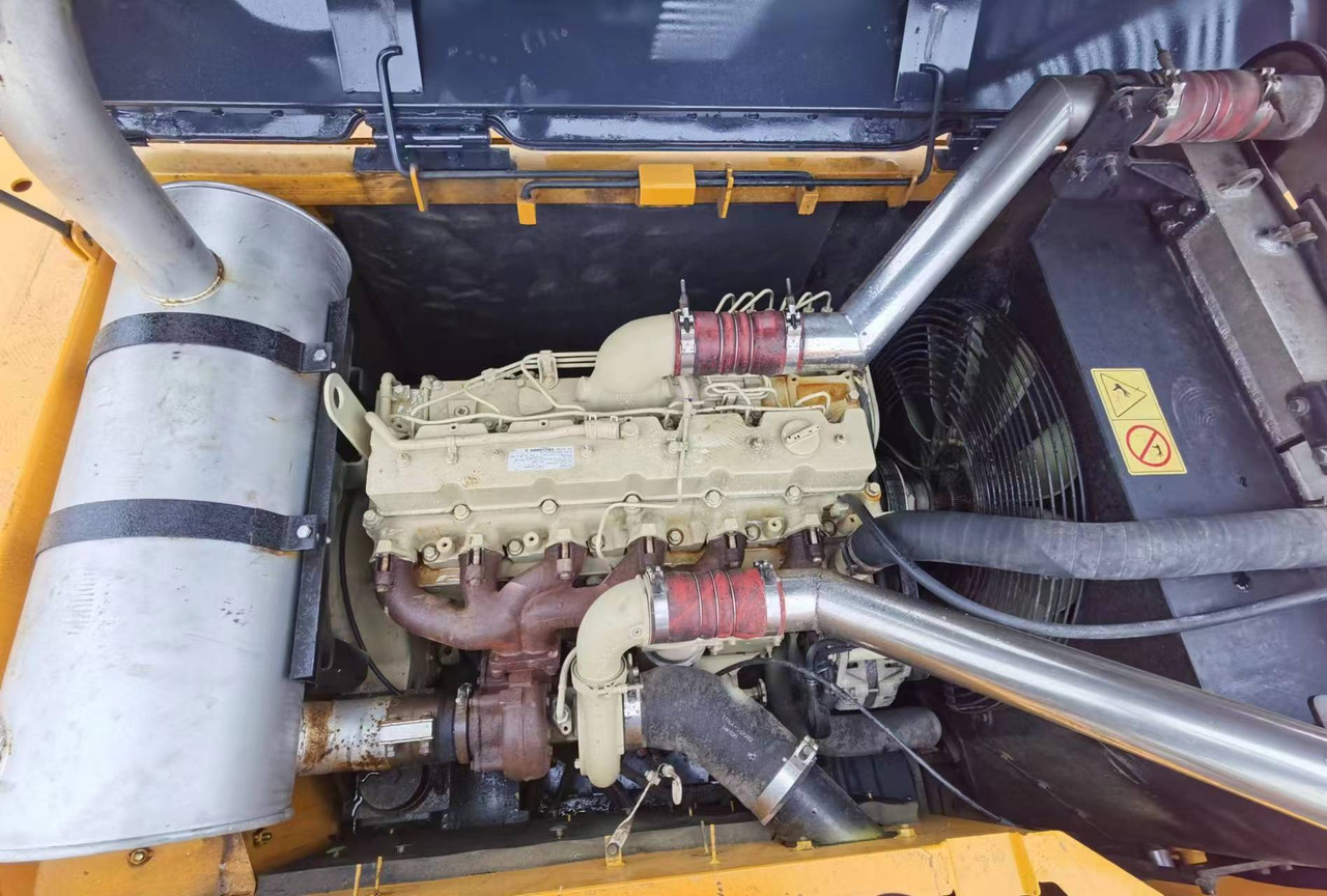 HYUNDAI 305LC-9T - Pásové rýpadlo: obrázok 5 HYUNDAI 305LC-9T - Pásové rýpadlo: obrázok 5