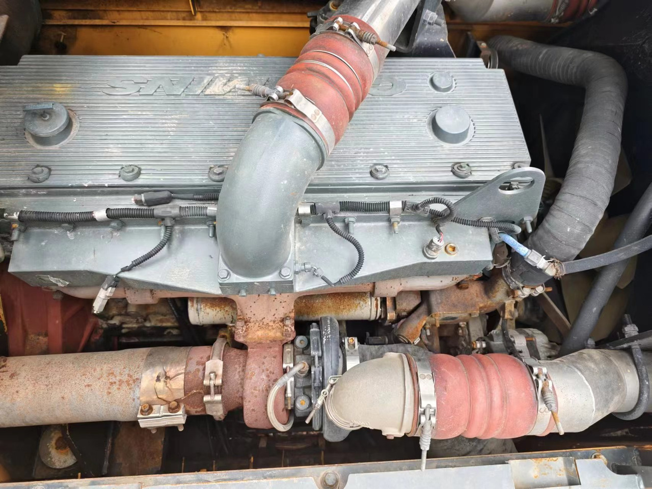 HYUNDAI R485LC9VS R485 - Pásové rýpadlo: obrázok 3 HYUNDAI R485LC9VS R485 - Pásové rýpadlo: obrázok 3