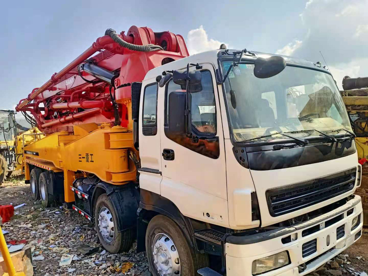 ISUZU 48M - Autočerpadlo: obrázok 2 ISUZU 48M - Autočerpadlo: obrázok 2