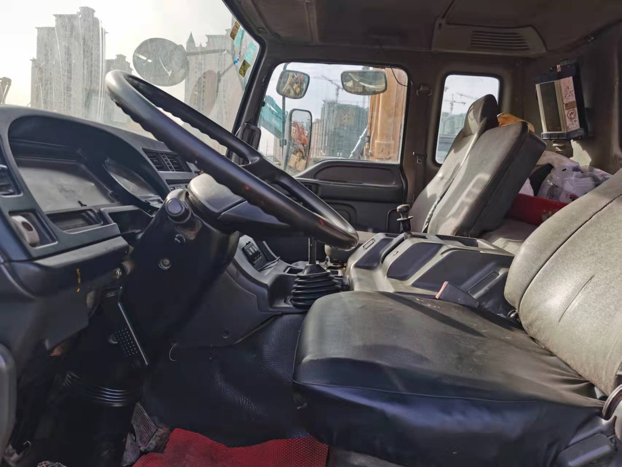 ISUZU 48M - Autočerpadlo: obrázok 4 ISUZU 48M - Autočerpadlo: obrázok 4
