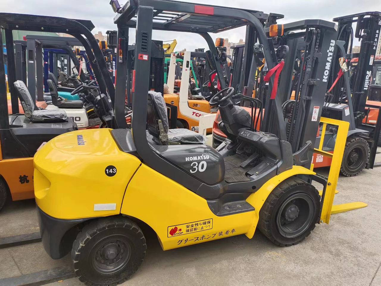 KOMATSU FD30 FD50 FD70 Japanese diesel forklift - Dieselový vysokozdvižný vozík: obrázok 5 KOMATSU FD30 FD50 FD70 Japanese diesel forklift - Dieselový vysokozdvižný vozík: obrázok 5