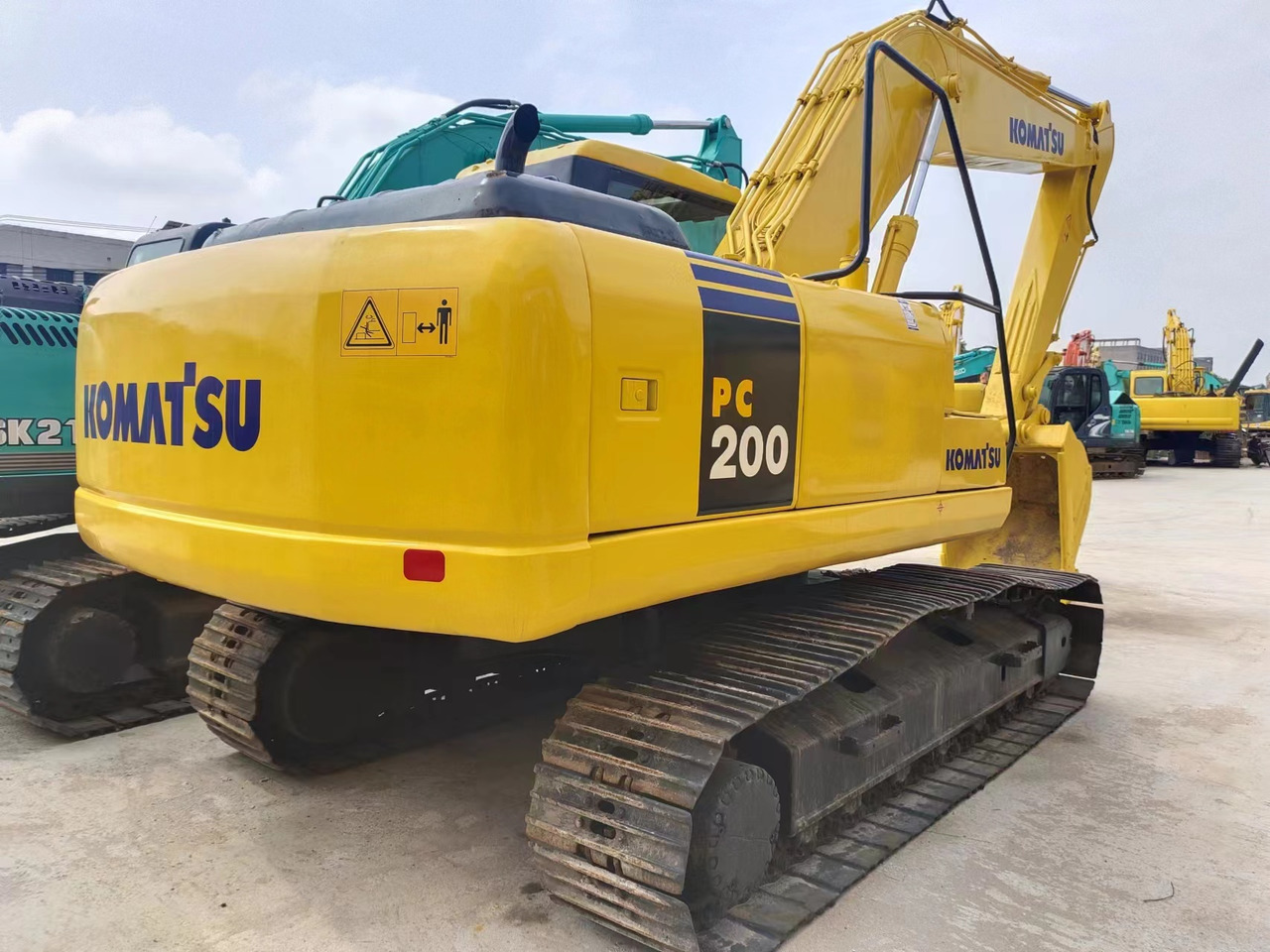 KOMATSU PC200-7 - Pásové rýpadlo: obrázok 2 KOMATSU PC200-7 - Pásové rýpadlo: obrázok 2