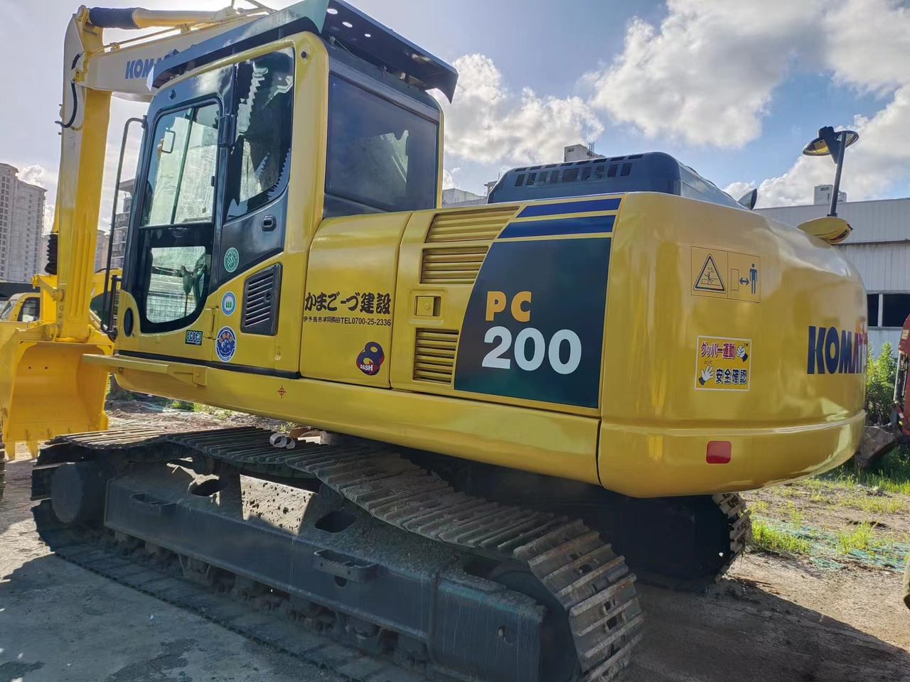 KOMATSU PC200-8 - Pásové rýpadlo: obrázok 3 KOMATSU PC200-8 - Pásové rýpadlo: obrázok 3